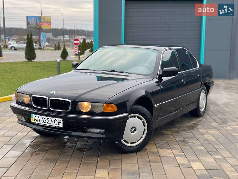 Седан BMW 7 Series 1999 в Києві