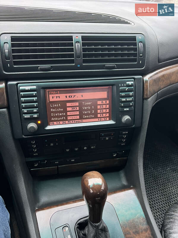 Седан BMW 7 Series 1995 в Дніпрі