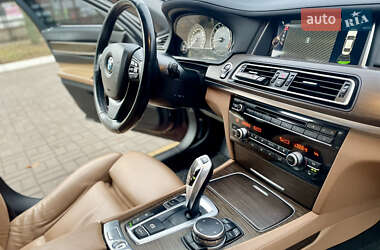 Седан BMW 7 Series 2014 в 