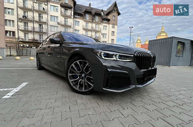 Седан BMW 7 Series 2020 в Ужгороде