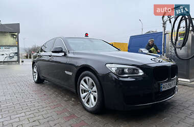 Седан BMW 7 Series 2014 в Мукачевому