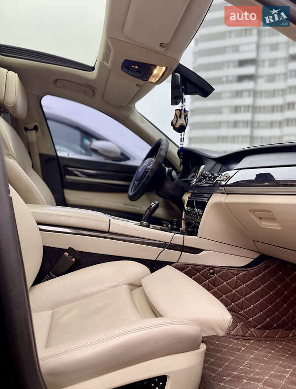 Седан BMW 7 Series 2011 в Одесі фото 19 Седан BMW 7 Series 2011 в Одесі