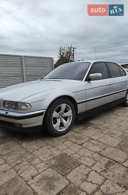 Седан BMW 7 Series 2000 в Іваничах