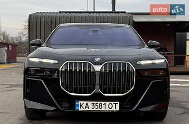 Седан BMW 7 Series 2023 в Киеве