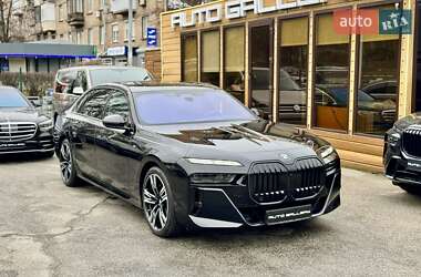 Седан BMW 7 Series 2024 в 