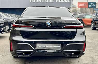 Седан BMW 7 Series 2024 в 