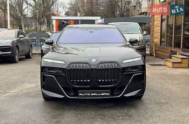Седан BMW 7 Series 2024 в 