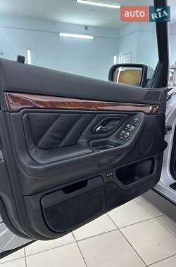 Седан BMW 7 Series 2001 в 