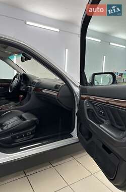 Седан BMW 7 Series 2001 в 