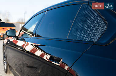 Седан BMW 7 Series 2024 в 