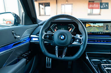 Седан BMW 7 Series 2024 в 