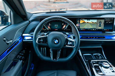 Седан BMW 7 Series 2024 в 