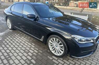 Седан BMW 7 Series 2017 в Львові