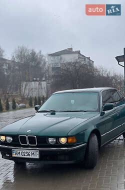 Седан BMW 7 Series 1990 в Шепетівці