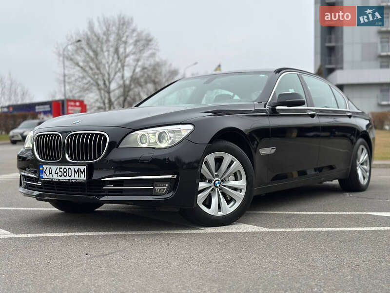 Седан BMW 7 Series 2015 в Киеве