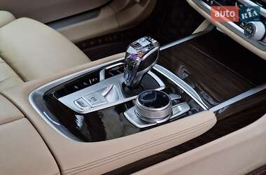 Седан BMW 7 Series 2019 в 