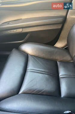 Седан BMW 7 Series 2010 в 