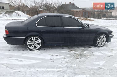 Седан BMW 7 Series 2001 в Полтаві