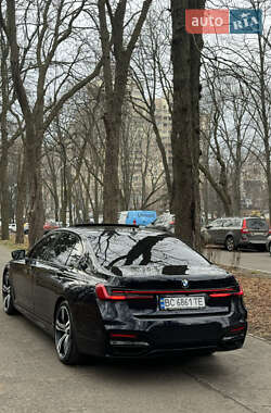 Седан BMW 7 Series 2015 в Киеве