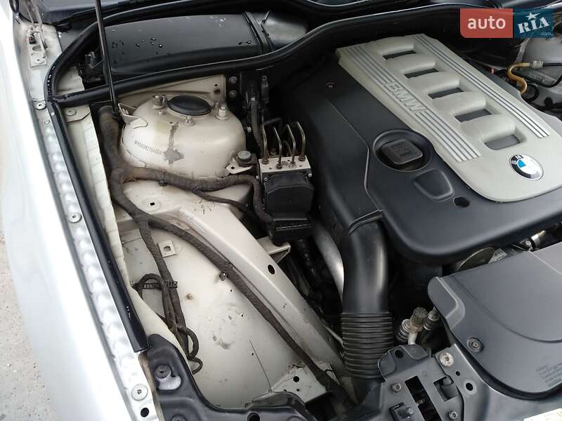 Седан BMW 7 Series 2004 в Херсоні