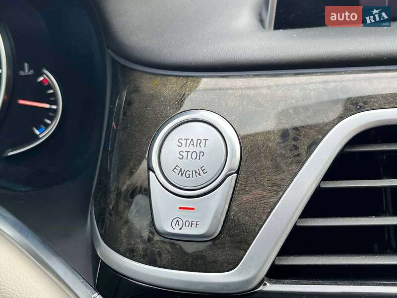 Седан BMW 7 Series 2018 в Львові