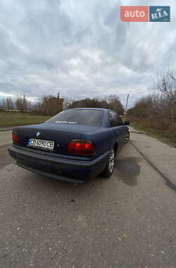 Седан BMW 7 Series 1999 в Ромнах