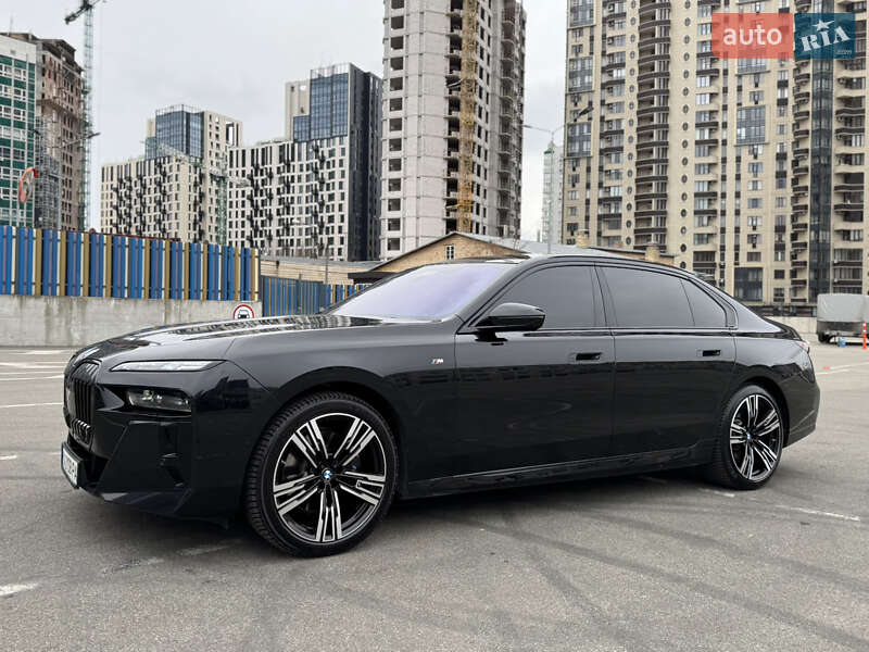 Седан BMW 7 Series 2023 в Киеве фото 5 Седан BMW 7 Series 2023 в Киеве