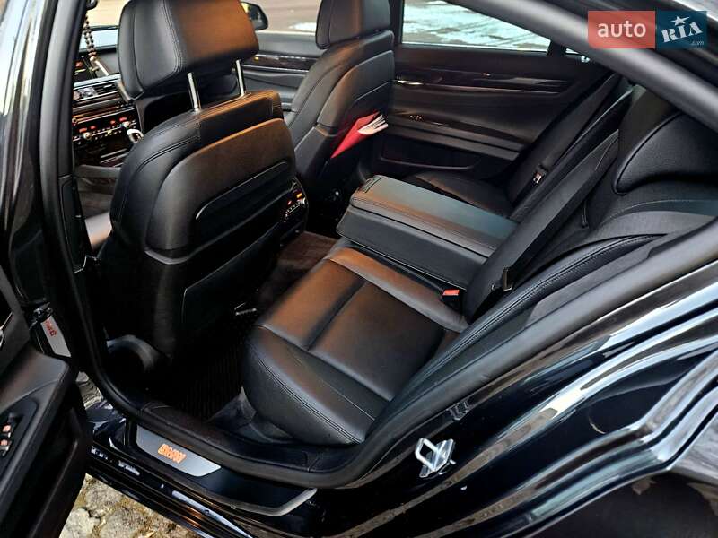 Седан BMW 7 Series 2013 в Житомире
