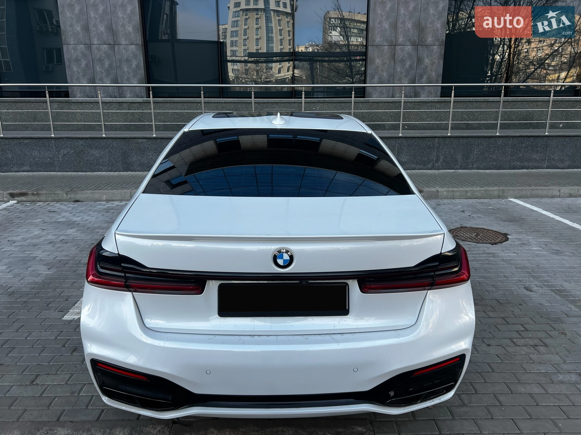 2017 BMW 7er - мініатюра 12