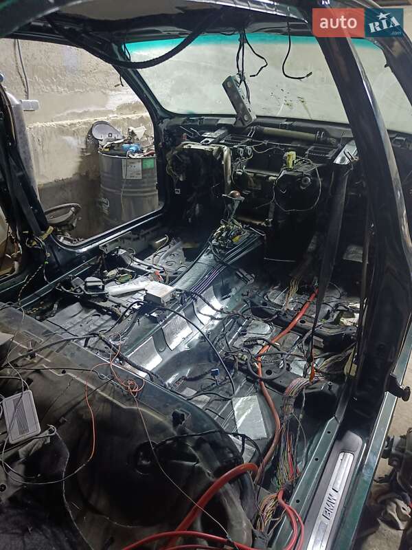 Седан BMW 7 Series 1997 в Черновцах