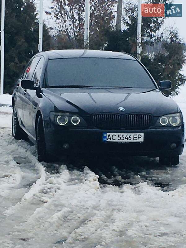 BMW 7 Series 2004