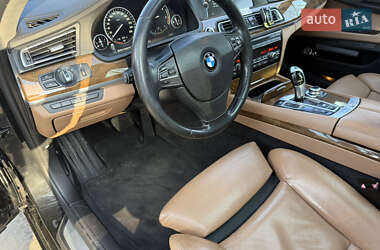 Седан BMW 7 Series 2010 в Одесі