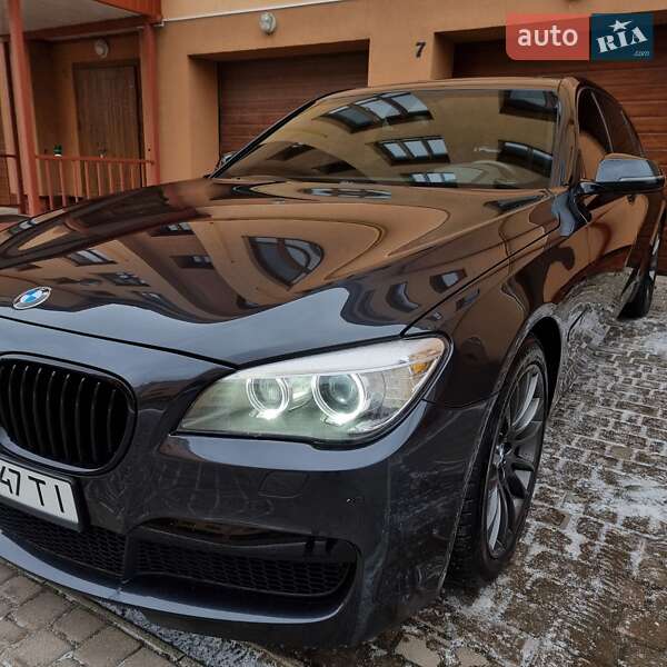 Седан BMW 7 Series 2014 в Львові