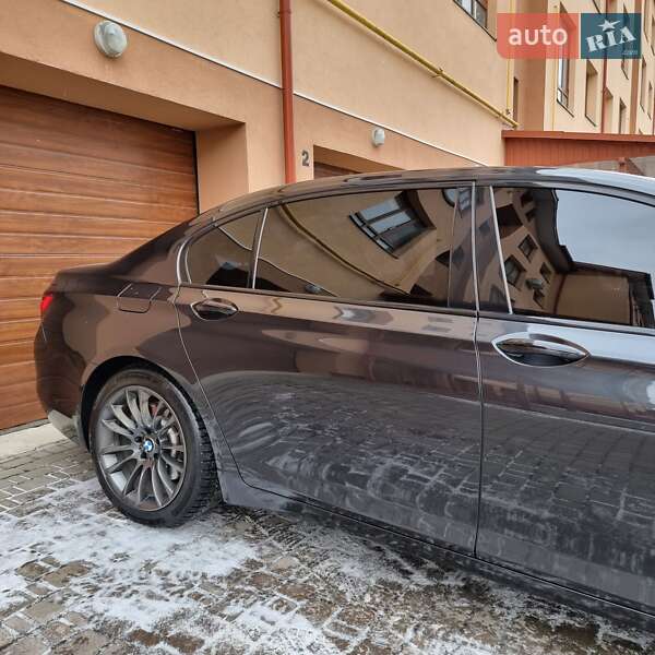 Седан BMW 7 Series 2014 в Львові