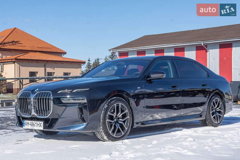 Седан BMW 7 Series 2024 в 