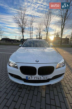 Седан BMW 7 Series 2014 в Коломые