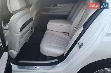 Седан BMW 7 Series 2019 в 
