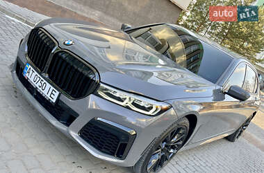Седан BMW 7 Series 2022 в 