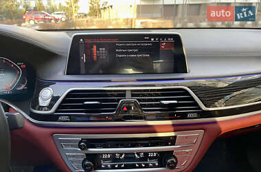 Седан BMW 7 Series 2022 в 