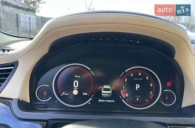 Седан BMW 7 Series 2013 в 