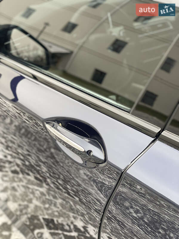 Седан BMW 7 Series 2012 в Луцьку