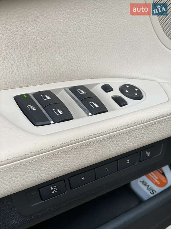 Седан BMW 7 Series 2012 в Луцьку