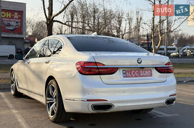 Седан BMW 7 Series 2015 в 