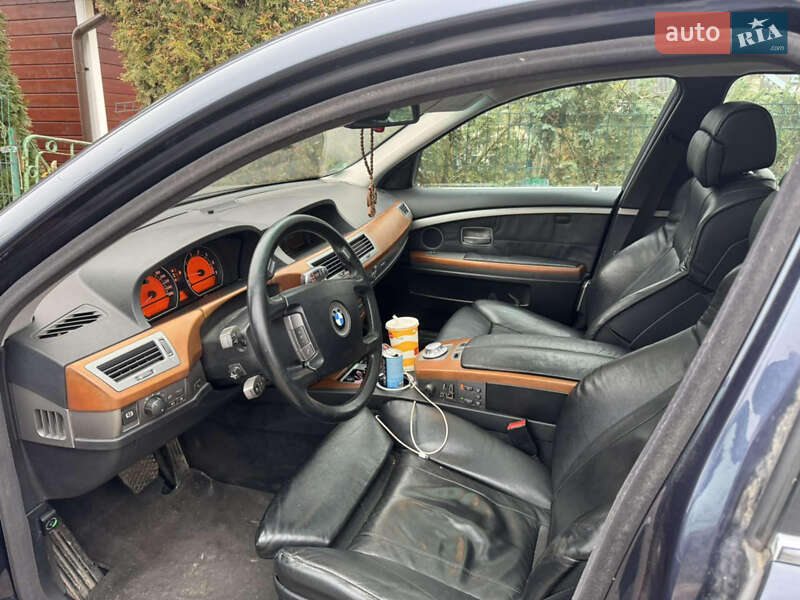 Седан BMW 7 Series 2002 в Львове