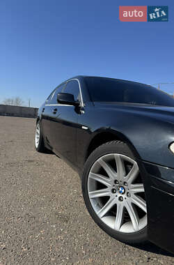 Седан BMW 7 Series 2004 в 