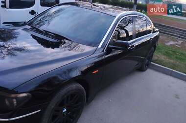 Седан BMW 7 Series 2002 в 