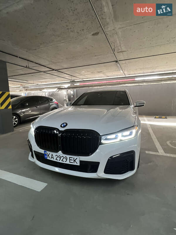 Седан BMW 7 Series 2019 в 