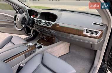 Седан BMW 7 Series 2004 в Одессе