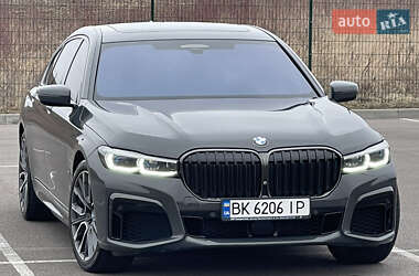 Седан BMW 7 Series 2020 в Рівному