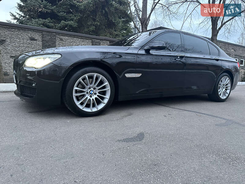Седан BMW 7 Series 2012 в Днепре